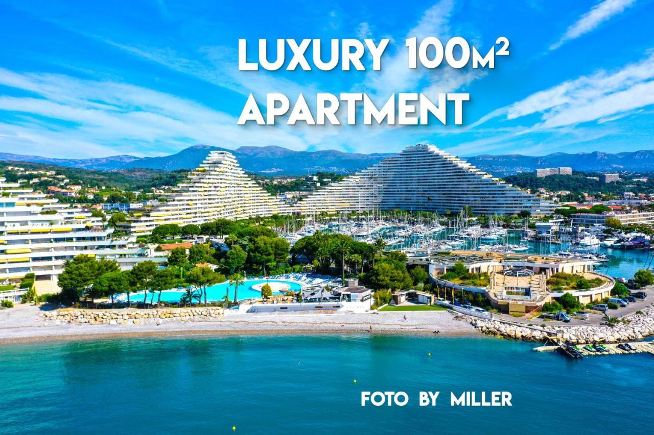 Apartments At Commodoro 빌뇌브루베 외부 사진
