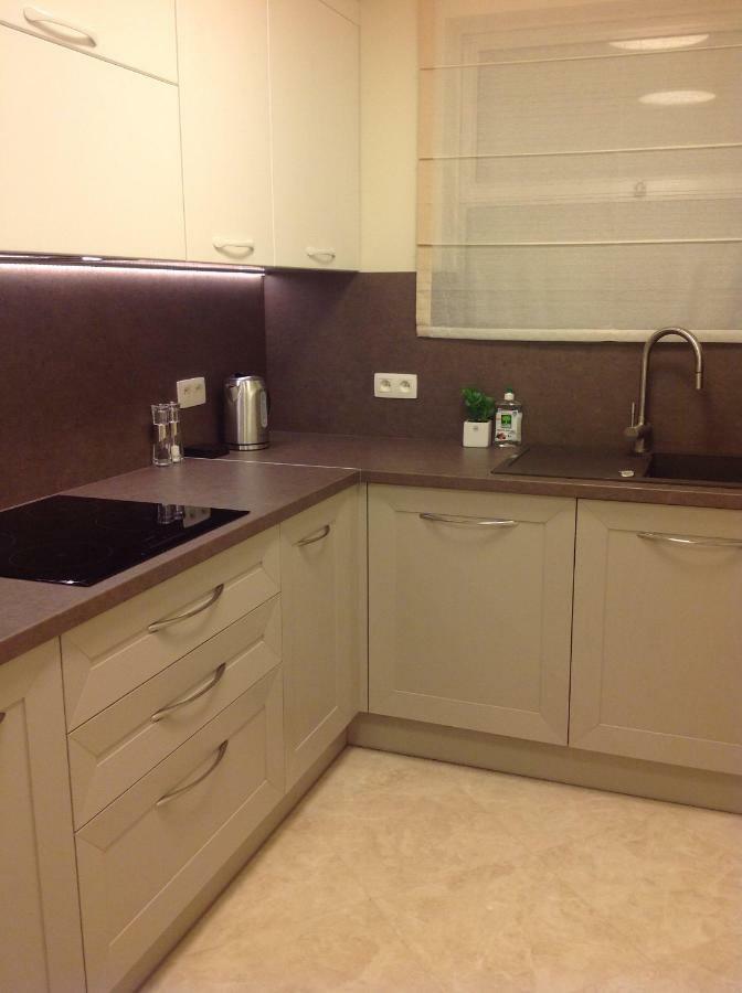Apartments At Commodoro 빌뇌브루베 외부 사진